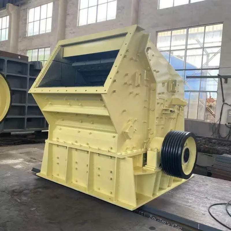 Concasseur à mâchoires pour le recyclage du béton